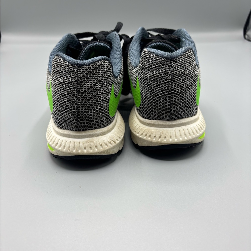Nike Zoom Winflo 3 Back and Green Running Shoe - 831561-004 - Picture 5 of 8